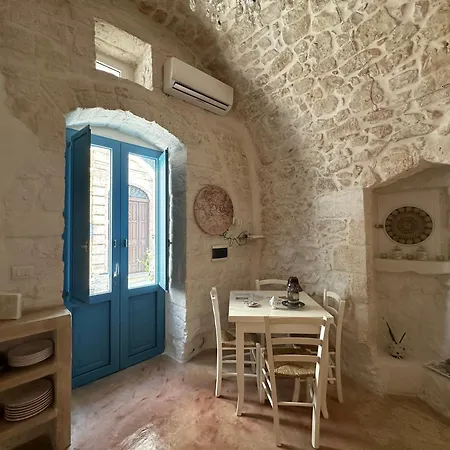 Bianco Calce - * Ostuni