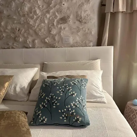 Holiday home Bianco Calce -